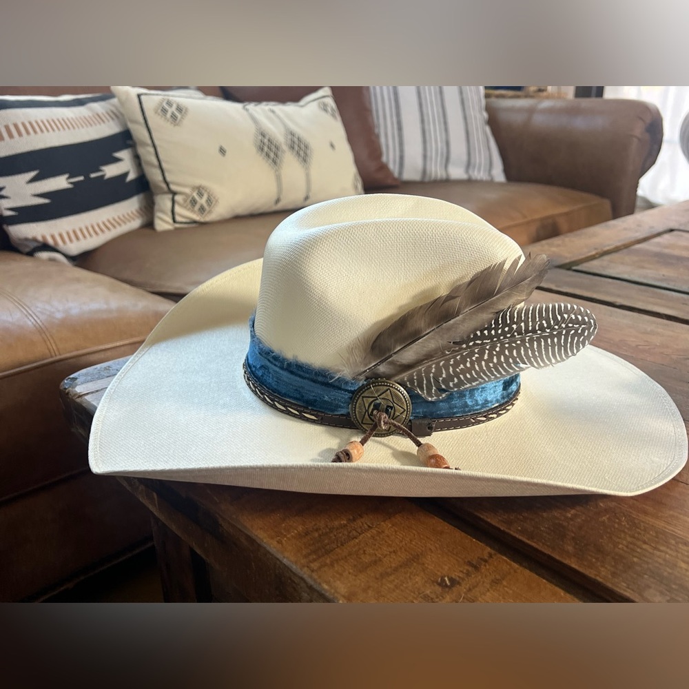 Incredible Hats Inspired By Incredible Women: The Holly Hat